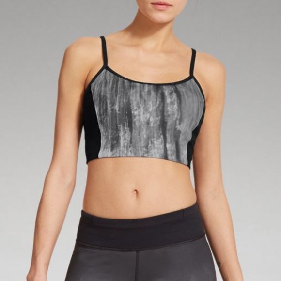 under armour like new UA STRAPPYLUX SHOWY TANK WOMEN'S - Picture 1 of 7